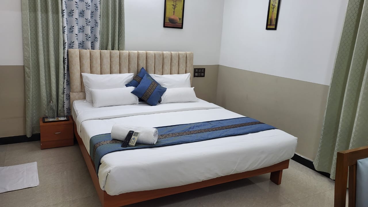 Ashirwad Residency Manyata Tech Park,2BHK service apartment with kitchen in manyata tech park,2BHK Service Apartment near Hebbal,Best 2BHK service apartment with kitchen in manyata tech park,Best 2BHK Service Apartment near Hebbal,2bhk Service Apartment with kitchen in Hebbal,2bhk Service Apartment in Hebbal,top 10 2bhk service apartment in Manyata Tech Park,Bulande Comforts Manyata Tech Park Hebbal Bangalore.