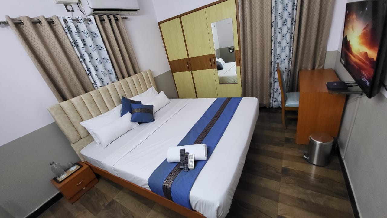 Ashirwad Residency Manyata Tech Park,2BHK service apartment with kitchen in manyata tech park,2BHK Service Apartment near Hebbal,Best 2BHK service apartment with kitchen in manyata tech park,Best 2BHK Service Apartment near Hebbal,2bhk Service Apartment with kitchen in Hebbal,2bhk Service Apartment in Hebbal,top 10 2bhk service apartment in Manyata Tech Park,Bulande Comforts Manyata Tech Park Hebbal Bangalore.