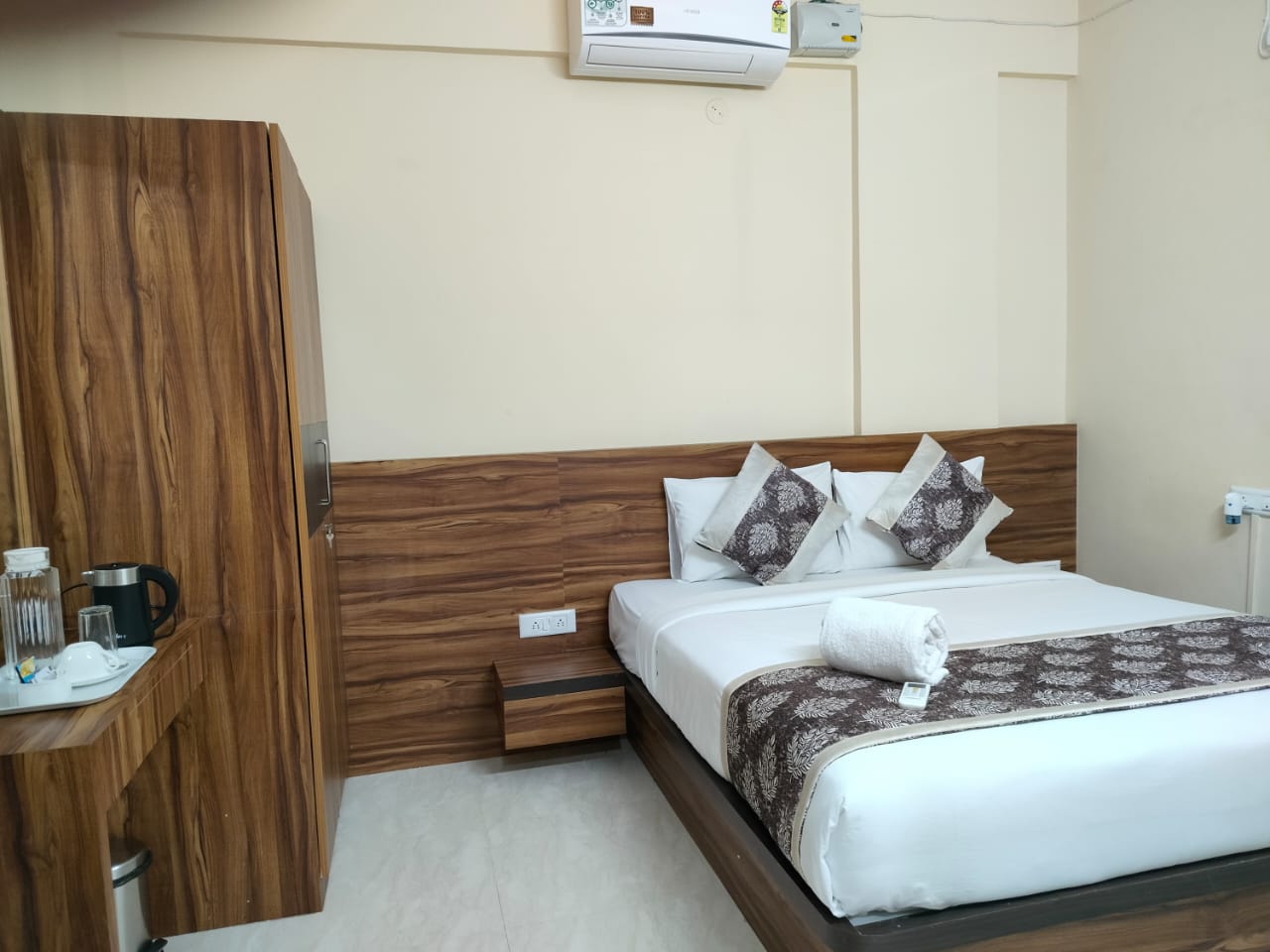 Bulande Comforts,Best Service Apartment in EPIP zone,Best Service Apartment in Brookefield,Best Service Apartment Near Prestige Shantiniketan ITPL,Luxury Service Apartment in Whitefield,Corporate Service Apartment in Manipal Whitefield,top 10 service apartment in Whitefield,Bulande Comforts Whitefield Bangalore.