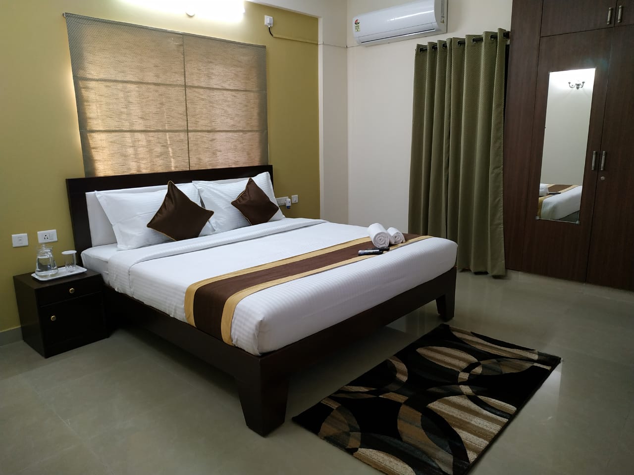 Bulande Comforts,Best Service Apartment in EPIP zone,Best Service Apartment in Brookefield,Best Service Apartment Near Prestige Shantiniketan ITPL,Luxury Service Apartment in Whitefield,Corporate Service Apartment in Manipal Whitefield,top 10 service apartment in Whitefield,Bulande Comforts Whitefield Bangalore.