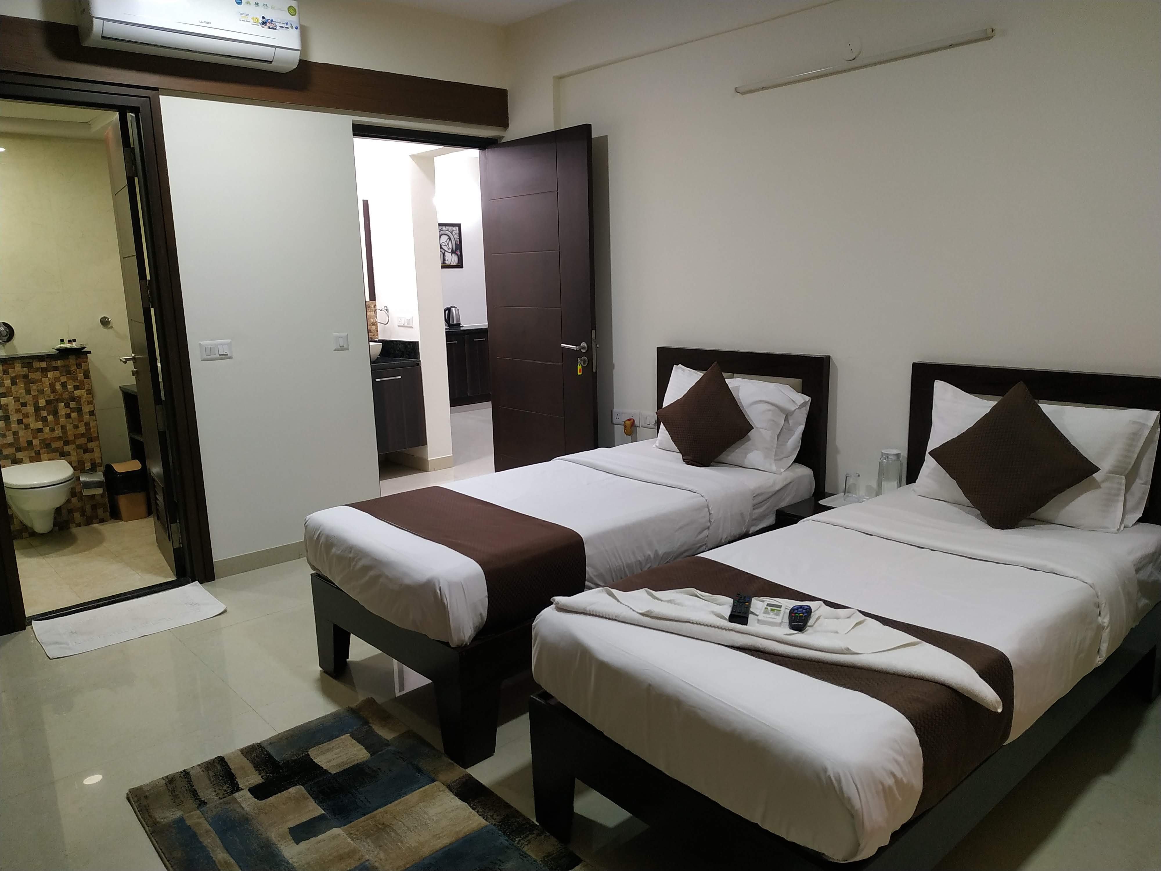 Manyata Tech Park,Bulande Comforts,Hotel and Service Apartment in Manyata tech park,1bhk Service Apartment near Manyata Tech Park Hebbal,Luxury Studio Room in Manyata Tech Park,Budget Hotel Near Manyata Tech Park,Corporate Service Apartment in Manyata Tech Park Hebbal,top 10 service apartment in Manyata Tech Park,Bulande Comforts Hebbal Bangalore.